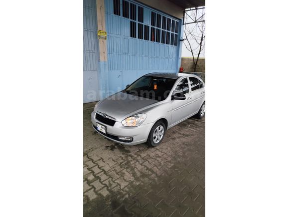 Sahibinden Hyundai Accent Era 1.5 CRDi Team 2011 Model