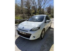 Otomatik Sahibinden Renault Clio 1.5 dCi Expression 2011 Model yeni sahibine  hayırlı olsun şimdiden