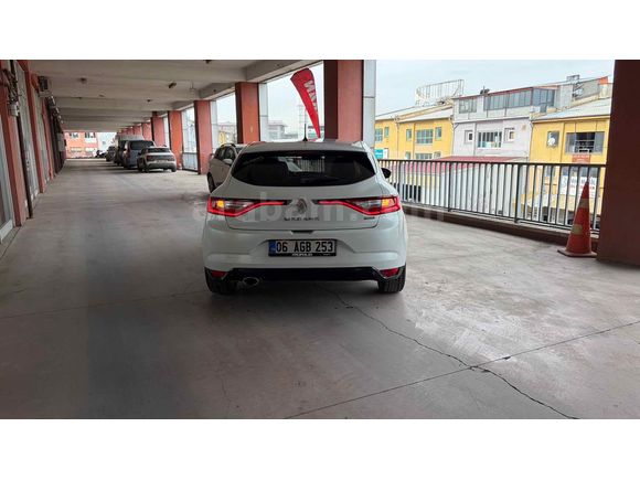 Sahibinden Renault Megane 1.5 dCi Icon 2017 Model 