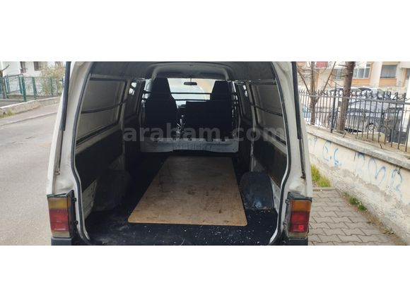 Sahibinden Mazda E 2200 2.2 D 2005 Model
