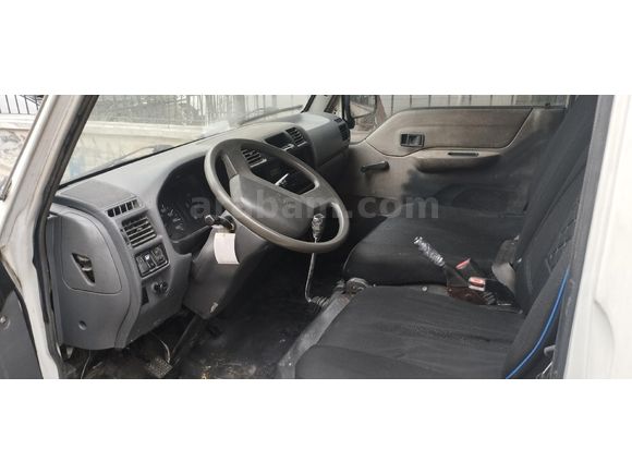 Sahibinden Mazda E 2200 2.2 D 2005 Model