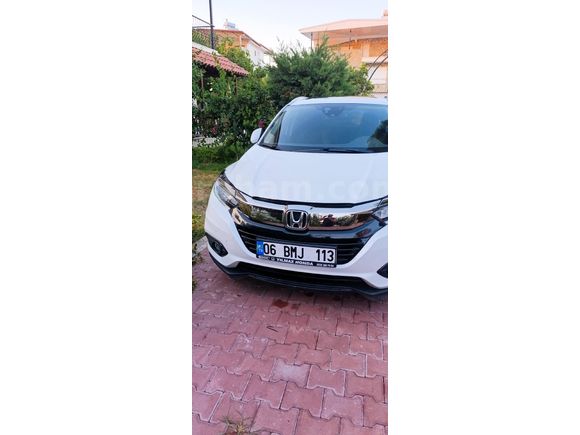 Sahibinden Honda HR-V 1.5 i-VTEC Executive 2019 Model  Beyaz