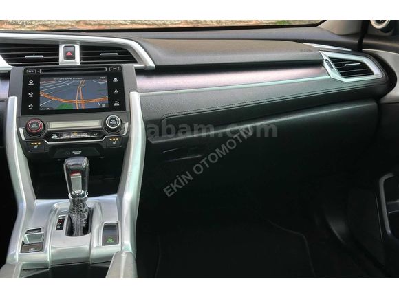 2019 ÇIKIŞ HASAR KAYITSIZ MAKYAJLI KASA SUNROOF GERİ GÖRÜŞ FULL