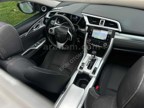 2019 ÇIKIŞ HASAR KAYITSIZ MAKYAJLI KASA SUNROOF GERİ GÖRÜŞ FULL