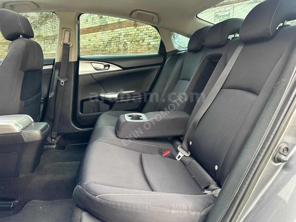 2019 ÇIKIŞ HASAR KAYITSIZ MAKYAJLI KASA SUNROOF GERİ GÖRÜŞ FULL