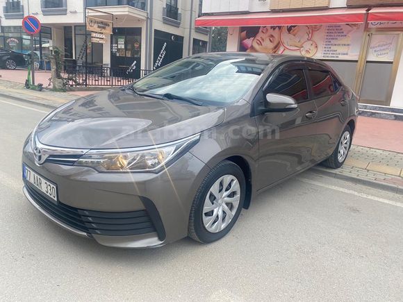 Sahibinden Orijinal Toyota Corolla 1.33 Life 2016 Model