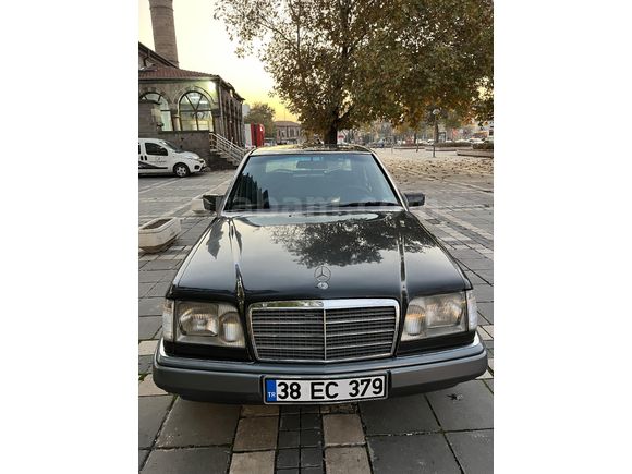 Sahibinden Mercedes - Benz E 200 1993 Model