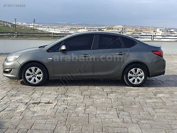 2017 Astra 1.4 Turbo Otomatik