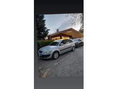 Sahibinden Kia Rio 1.5 CRDi EX Comfort 110 beygir seri bir araçtır Hyundai alt yapısı vardır araç en dolu modelidir lastikler yeni yedek ana2006 Model