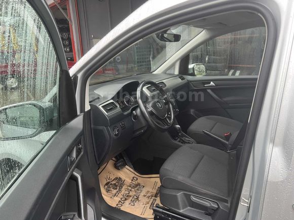 VOLKSWAGEN CADDY 1.6 TDİ DSG