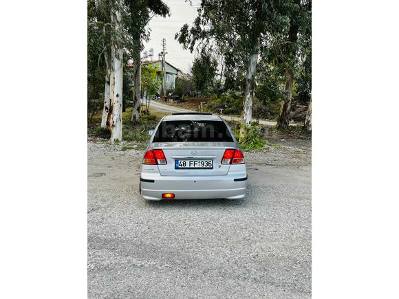 Sahibinden Honda Civic 1.6i VTEC ES 2004 Model 