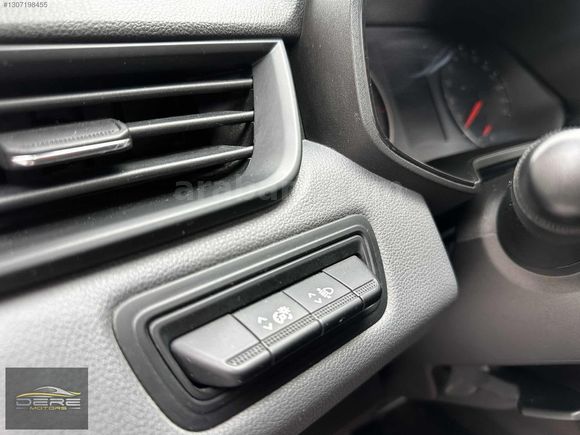 DERE MOTORS'DAN 2022 MODEL RENAULT CLIO 108,000 KM