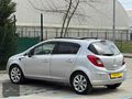 YEŞİLMOTORSDAN CAM TAVANLI OPEL CORSA