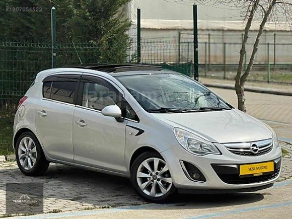 YEŞİLMOTORSDAN CAM TAVANLI OPEL CORSA