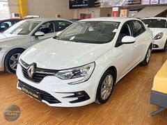 HATASIZ BOYASIZ 2025 MODEL RENAULT MEGANE SEDAN TOUCH 1.3TCE