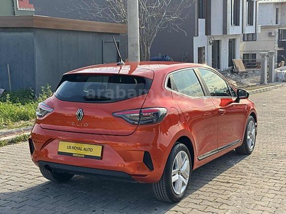 2024 MODEL RENAULT CLİO 1.0TCE 9BİN KM HATASIZ/1.050.000TL KREDİ