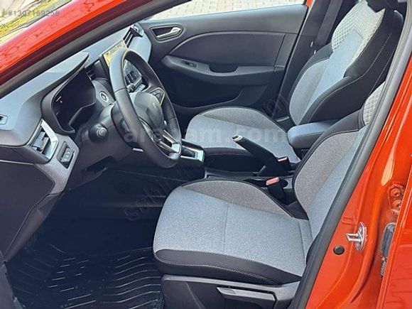 2024 MODEL RENAULT CLİO 1.0TCE 9BİN KM HATASIZ/1.050.000TL KREDİ