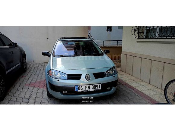 Sahibinden Renault Megane 1.6 Dynamique 2004 Model