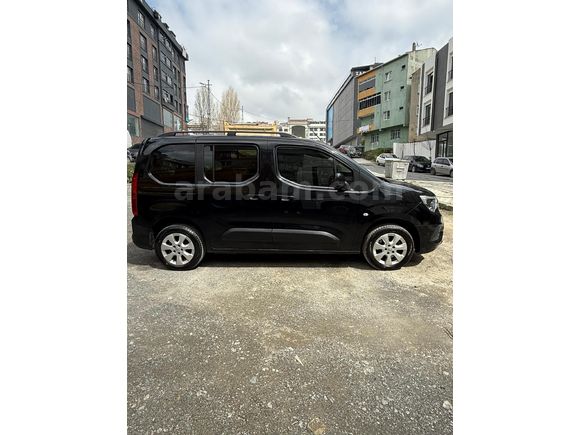 Sahibinden Opel Combo 1.5 CDTI Ultimate 2022 Model