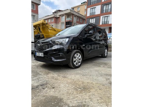 Sahibinden Opel Combo 1.5 CDTI Ultimate 2022 Model