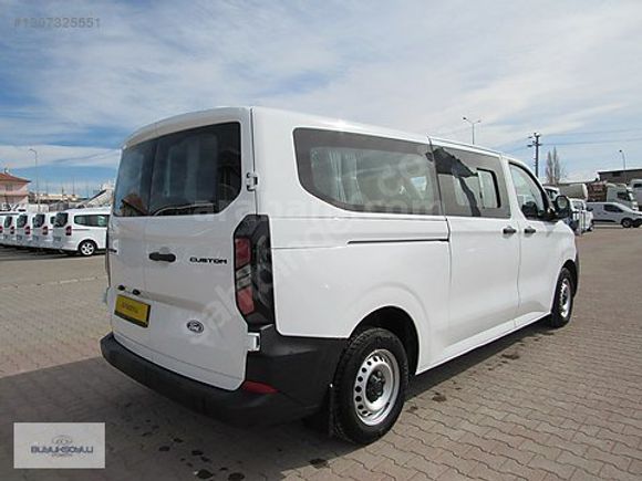 BÜYÜKSOYLU'DAN 2023 FORD CUSTOM 11+1 MİNİBÜS AC