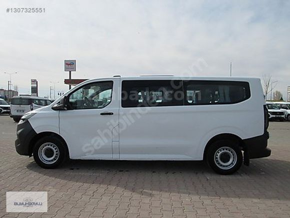 BÜYÜKSOYLU'DAN 2023 FORD CUSTOM 11+1 MİNİBÜS AC
