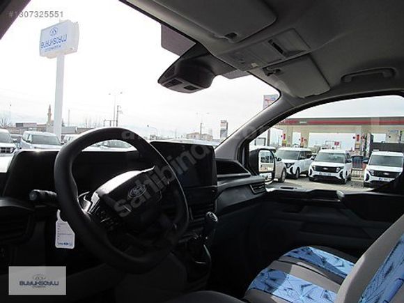 BÜYÜKSOYLU'DAN 2023 FORD CUSTOM 11+1 MİNİBÜS AC
