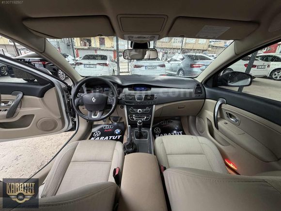 KARATUT AUTO'DAN 2013 BOYASIZ LATİTUDE 1.5 DCİ KK TEK ÇKM 0 KOM