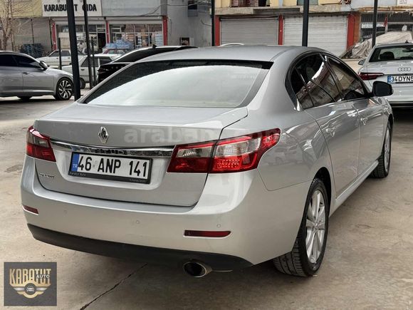 KARATUT AUTO'DAN 2013 BOYASIZ LATİTUDE 1.5 DCİ KK TEK ÇKM 0 KOM