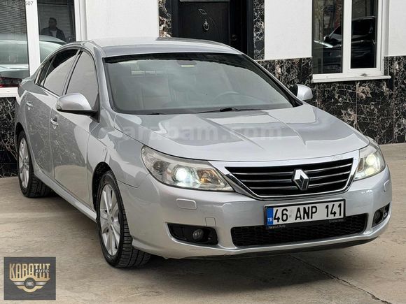 KARATUT AUTO'DAN 2013 BOYASIZ LATİTUDE 1.5 DCİ KK TEK ÇKM 0 KOM