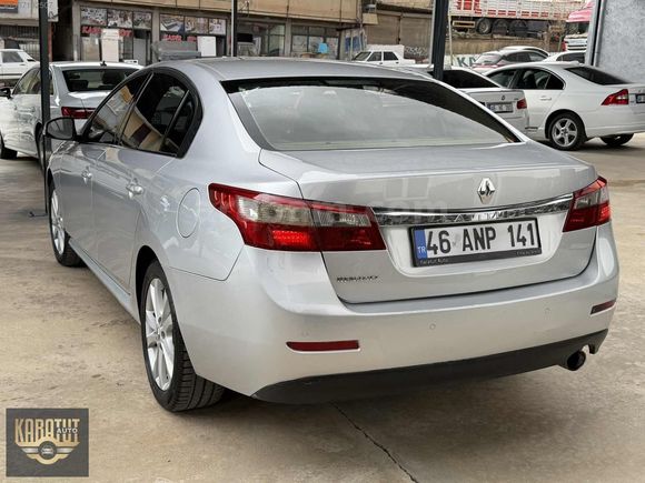 KARATUT AUTO'DAN 2013 BOYASIZ LATİTUDE 1.5 DCİ KK TEK ÇKM 0 KOM