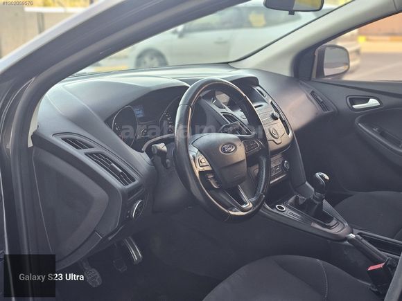 2017 MODEL FORD FOCUS /120000 KM