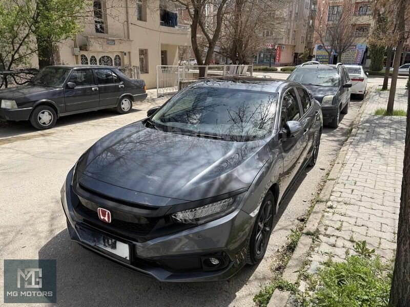 Galeriden Honda Civic 1.6i VTEC Eco Elegance 2021 Model Elazığ 50.000 km Füme