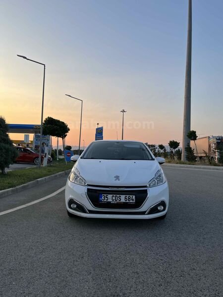 Sahibinden Peugeot 208 1.2 PureTech Access 2018 Model İzmir 67.000 km Beyaz