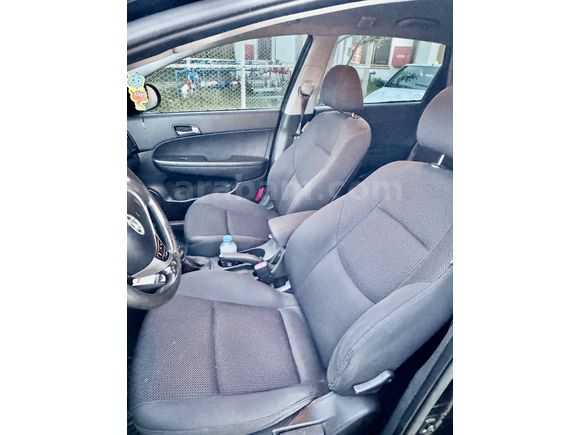 Sahibinden Hyundai i30 1.6 CRDi CW Mode 2010 Model 