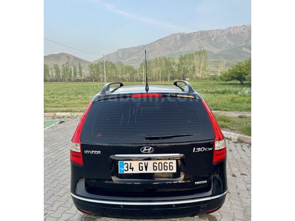 Sahibinden Hyundai i30 1.6 CRDi CW Mode 2010 Model 