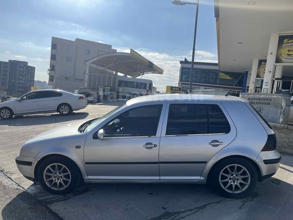 Acil memurdan  Volkswagen Golf 1.6 