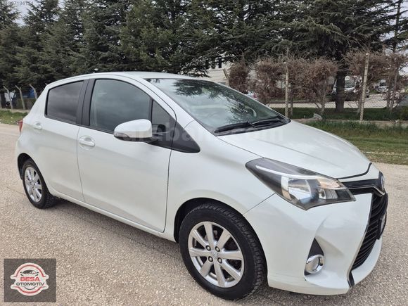 2015 MODEL 1.33 BENZİNLİ TOYOTA YARİS