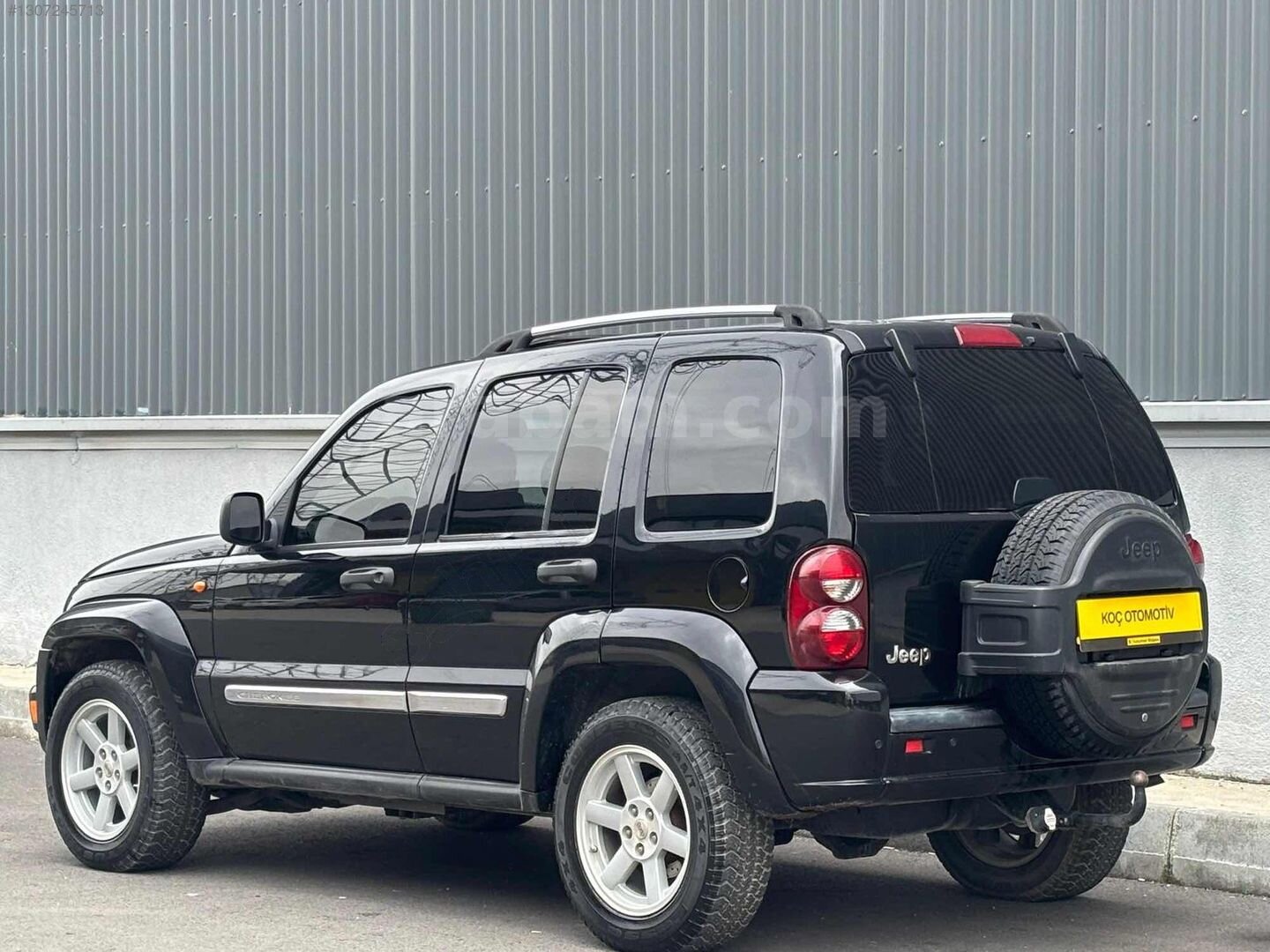 Galeriden Jeep Cherokee 2.8 CRD Limited 2006 Model Sakarya 178.000 km Siyah 6