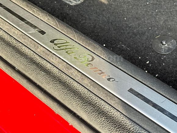 Sahibinden Makyajlı Alfa Romeo Giulietta Ağır Bakımları Yeni Yapıldı.Çok Temiz 1.6 JTD Distinctive 2015 Model İstanbul 192.100 km Kırmızı