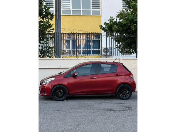 2012 Toyota Yaris 1.33 Multidrive S – Anahtarsız Giriş Çıkış – Bakımlı