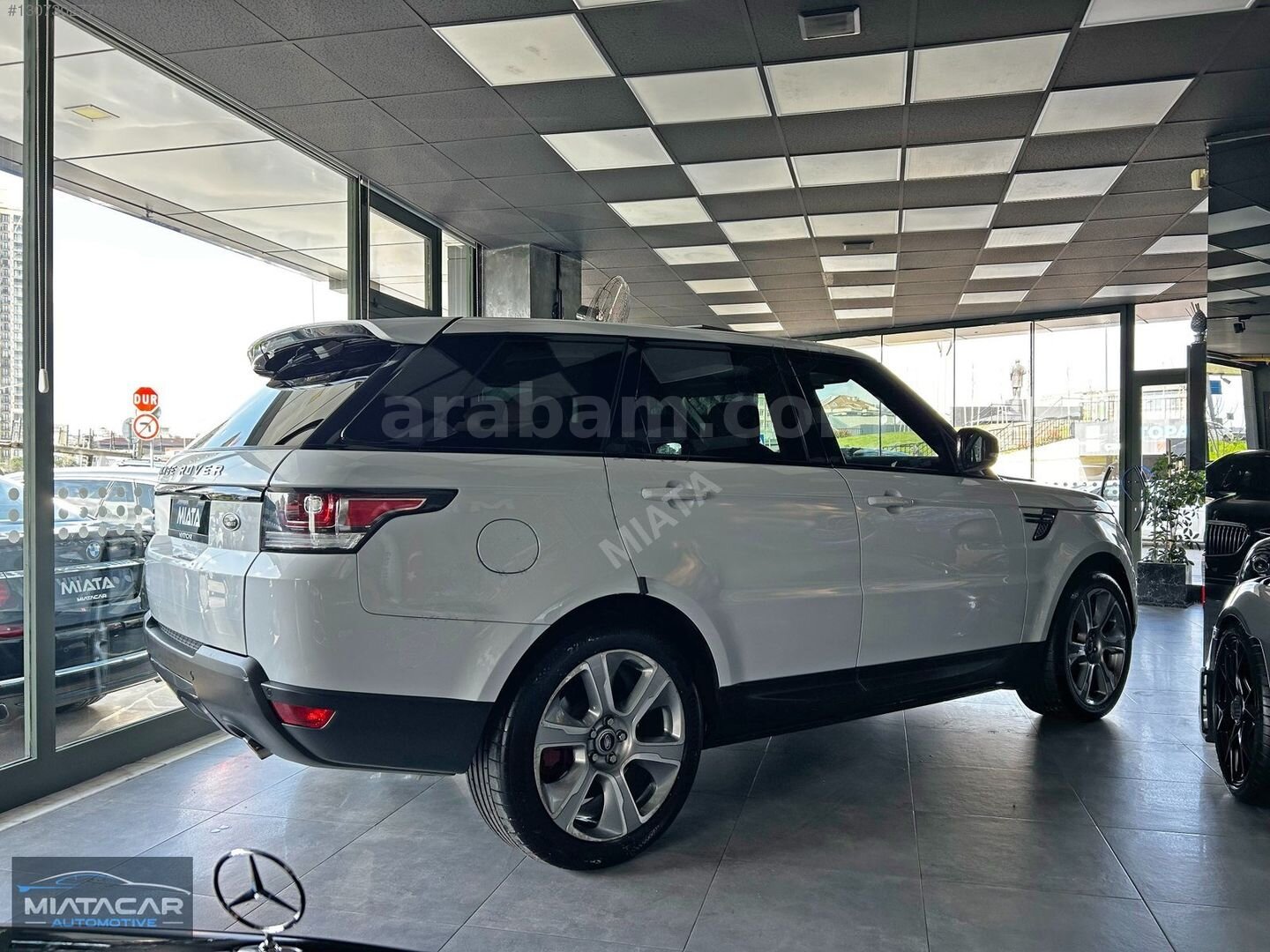 Galeriden Land Rover Range Sport 3.0 Dynamic HSE 2016 Model İstanbul 82.494 km Beyaz 6