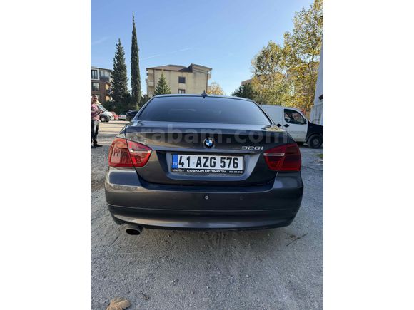 Sahibinden BMW 3 Serisi 320i 2009 Model 