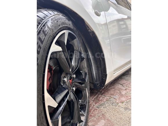 Sahibinden Mazda 3 1.6 Touring 2012 Model  185.000 km Beyaz