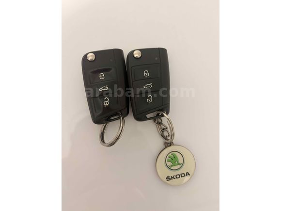 Sahibinden Skoda Octavia 1.6 TDI Elegance CR 2013 Model 