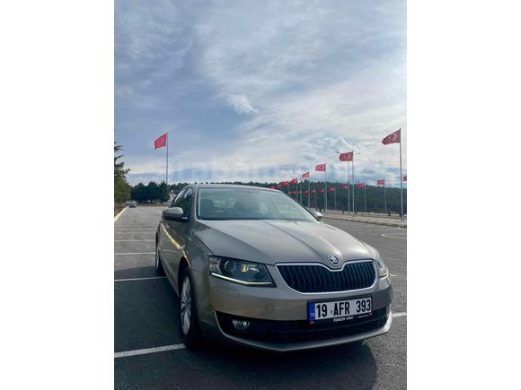 Sahibinden Skoda Octavia 1.6 TDI Elegance CR 2013 Model 