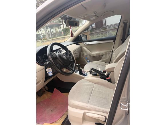 Sahibinden Skoda Octavia 1.6 TDI Elegance CR 2013 Model 