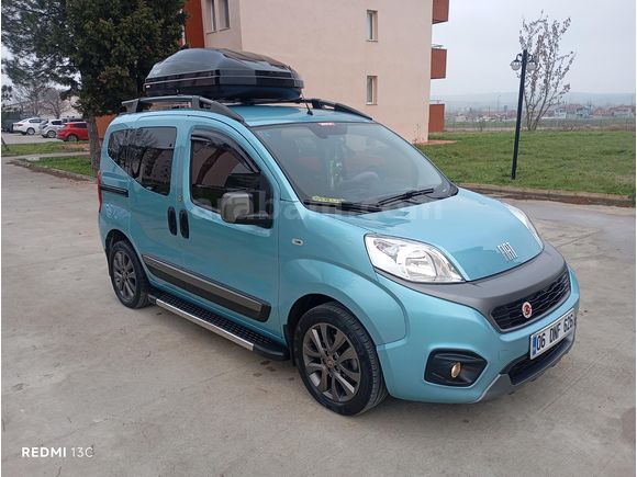Sahibinden Fiat Fiorino Combi 1.3 Multijet Premio 2023 Model  32.000 km Mavi (metalik)