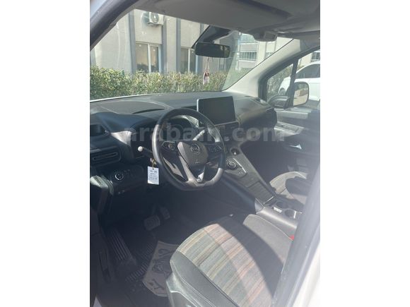 Sahibinden Opel Combo 1.5 CDTI Elegance 2023 Model Bursa