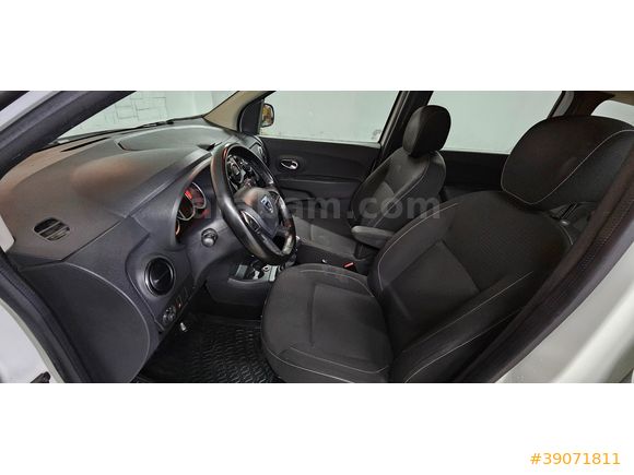DEĞİŞENSİZ FULL BAKIMLI 129.000KM DE 7 KİŞİLİK LAUREATE